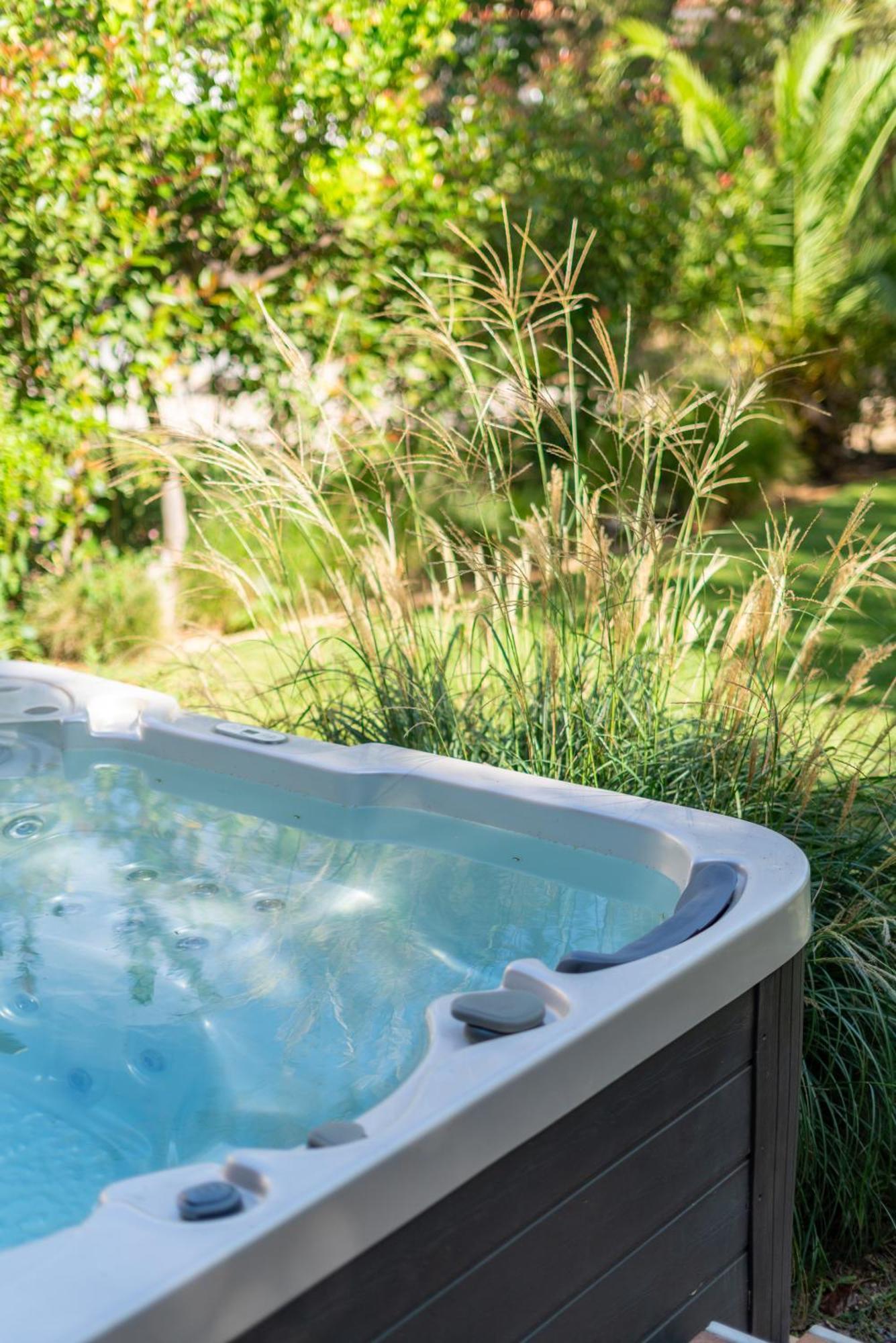 Klaritz Luxury Suites Lassi  Ngoại thất bức ảnh