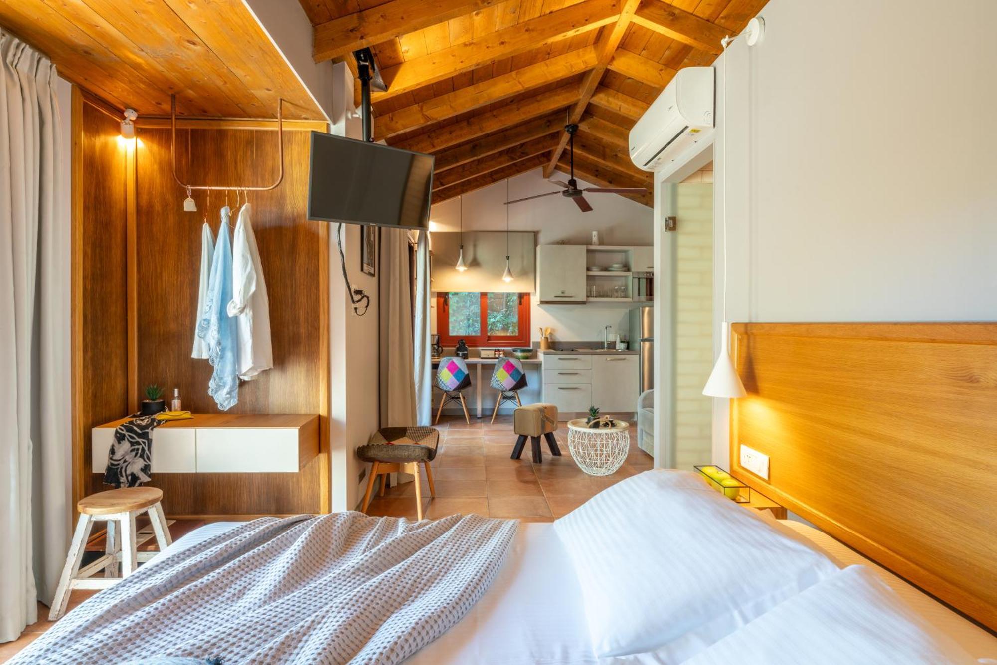 Klaritz Luxury Suites Lassi  Ngoại thất bức ảnh